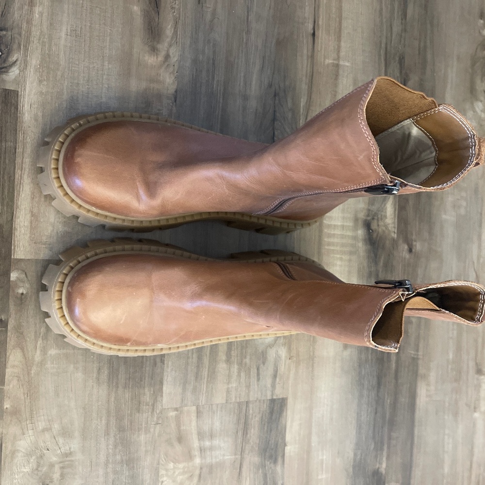 Steve Madden chunky leather boots